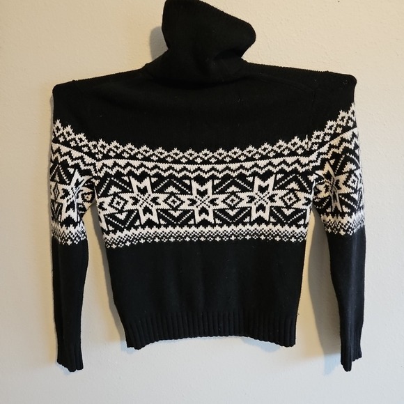 Polo Ralph Lauren Black and White Nordic Turtleneck Sweater - Picture 7 of 8